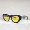 I designer più venduti occhiali da sole quadrati rettangolari polarizzati luce 1421 occhiali da sole di lusso occhiali da sole da viaggio da spiaggia per guida all'aperto