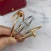 Designer Japonais et coréen Bracelet à ongles en or 18K