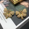 Boucles d'oreilles à clous rétro multicouches en perles, Europe et états-unis, Long collier, chaîne de pull, broche papillon élégante