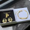 DUOYING Aangepaste naam sieraden set gepersonaliseerde mini baby meisjes hoepel oorbel naam armband 18K goud voor kind sieraden cadeau 240103