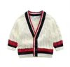 Cardigan INS bébé enfants vêtements pull Vneck Cardigan Simple Style pull Blanc Couleur 100% Coton Boutique Garçon fille printemps automne pull