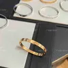 Nieuw merk klassieke designerarmband van autobanden Precision Edition Gold Card Home Thread Wide Four Diamond LOVE Eenvoudig en geavanceerd paar met originele doos