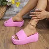 Sandals Women's Slippers Design Brand Leather Outdoor Open Tee Shice Bottom Flop Square Propeledile Beach Square مع شبشب الكعب العالي