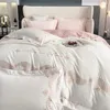 Set di biancheria da letto Set di cotone ricamato alla moda bianco Copripiumino Lenzuola con angoli Federe Tessili per la casa