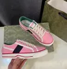 Tasarımcılar 1977 Tenis Ayakkabı Tuval Ayakkabı Lüksler Sneaker Bej Mavi Yıkanmış Jakard Denim Kadın Ayakkabı Ace Kauçuk Sole İşlemeli Vintage Casual Sneakers