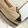 10a Pantofole da pescatore di alta qualità canale estivo designer sandalo in morbida pelle moda donna tela scarpe eleganti con plateau Scarpe da ballo da donna Scarpe casual piatte da viaggio all'aperto