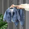 Set di abbigliamento Completo di jeans per bambini primaverili Autunno Ragazzi e ragazze Capispalla casual Pantaloni giacca blu/neri 2 pezzi 1-7 anni