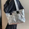 イブニングバッグスペースパッドコットンショルダーバッグ大容量ハンドバッグ高品質の布冬のクロスボディポータブル財布ボル