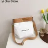 Sacs de soirée Vert Kraft Papier Bandoulière Sac à bandoulière pour femmes Fashion Designer Seau Rétro Style coréen Messenger Tote