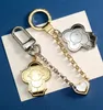 Nouveaux bijoux de luxe porte-clés lettres designers charme porte-clés voiture porte-clés porte-clés pour la mode hommes femmes sacs pendentif avec boîte-cadeau originale