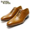 Oxford Leather Mens Brand Black Brown Handmade Lace Up Up Pointed Toe Robe Bureau de mariage Business Shoes Formal 240102 C53F