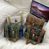 Fabrik grossistkvinnor axelväska 4 färger retro spänne kedja väska elegant och enkel tryckt handväska flip förtjockad läder ryggsäck 75846#