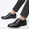 Leder atmungsaktiven elegante Hochzeit Oxford Mens Männer lässig mit Absatz Business Social Schuh männliche Kleiderschuhe 240102 478 s