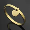 High Quality Classic Designer Bangles Simple High Polished Bracelet Single Heart Luxury Style Couple Bracelets Lady Party Gifts Wh253D