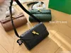 Designer Intrecciato Geweven Gesp Gesloten Schouder Schapenvacht Dames Mini Crossbody Tas Donkerbruin Retro Onderarmtas Hoge Kwaliteit