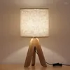 花瓶製品シンプルな木製ランプ暖かい装飾ライトモダンなリビングルームの寝室の読書LEDデスク