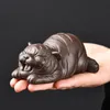 Chinese Purple Clay Tea Pet Lucky Cute Tiger Ornaments Desktop Handmade Crafts Home Tea Set Decoration Accessories Gifts 240103