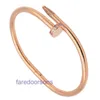 Designer Bangle Car Tires per donne e uomini Bracciale per unghie uomo donna versione coreana personalità semplice acciaio al titanio oro rosa Avere la scatola originale