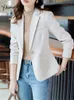 Kvinnors kostymer Yitimuceng Orange Blazers för kvinnor 2024 Fashion Office Ladies Notched Solid Jacket Casual Vintage Long Sleeve Slim Coats