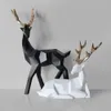 2Pcs Geometric Couple Deer Statue Elk Figurine Resin Sculpture Home Living Room Tabletop Ornament Christmas Decoration Gift 240103