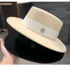 Bérets Sangle colorée Flat Top Fedora élégant style français délicat Panama chapeau rétro doux 2024 Ins pour femme