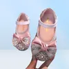 Nya barn läderskor Rhinestone Bow Princess Girls Party Dance Shoes Baby Student Flats Kids Performance Shoes G2204133509649