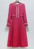 Vestidos casuais top qualidade 2024 vestido de inverno mulheres cor bloco patchwork beading botão manga longa comprimento médio-bezerro rosa lã preta