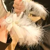 Forcine per capelli da donna in peluche Fermagli per capelli con piume bianche Romantico dolce fata Bowknot Fermagli per capelli con strass Barrettes Accessori per vestiti