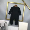 Pure Cotton Rompers nyfödda romper baby jumpsuits bär onesies nyfödda överaller bodysuit babys brev jumpsuit barnkläder för barn Cyd24010306-6