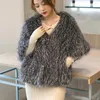 Schals Besfilin Natürliche Echte Echte Silber Pelz Gestrickte Schal Poncho Mode Cape Große Schal Für Frauen Halten Warme Herbst und Winter