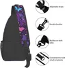 Mochila Brilhante Fantasia Roxo Borboleta Céu Estrelado Sling Crossbody Bag Viagem Peito Daypack Caminhadas Ombro para Adulto