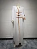 Vêtements ethniques Abaya pour femmes Ramadan Gurban Cardigan Bouton en cuir Turquie Couleur Correspondant Arabe Col V Caftan Kaftan