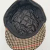 Японская тысяча птичья сетка восьмиугольная женская британская ретро -ретро -универсальное корейское издание Берез осень/Зимняя модная шляпа Шляпа