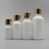 Garrafas de armazenamento garrafa de óleo cosmético 50 ml de vidro branco essencial com tampa de ouro/prata/ouro fosco