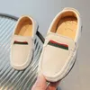 2024 Småbarn Little Kid Boys Girls Soft Leather Slip On Penny Loafer Dress Shoes Moccasin Flat Boat Shoes Wedding Church Oxford