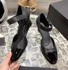 Sandales à talons hauts pour femmes Pantoufles compensées en cuir de mode d'été Chaussures de fête sexy Chaussures en cuir de créateur de haute qualité à talons hauts