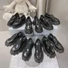 2024 Nieuwe stijl Casual schoenen Nubuck Leather Monolith Loafers Gear Platform Platform Schoenen Wedding Party Diapason Doorheme monoliet Borde lederen veterschoenen
