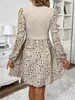 Haute qualité 2024 printemps/été nouvelle robe pour femmes tricoté Patch travail fleur Verstedos élégant rétro taille haute Mini robe 240103