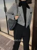 Blazer Giacca Donna Abbigliamento Cappotto esterno Lusso Stile coreano Y2k Ritagliata Inverno Elegante Abiti in tweed Sartoriale Grigio Corto 240102