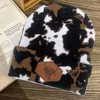 Berets Cow Printed Beanie Hats Trendy Milk White Cute Cap Warm Winter Hat Women Men