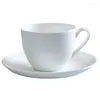 Tasses Tasse en porcelaine d'os européen Cadeau créatif Ensemble d'assiettes à café en céramique blanche pure