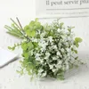 Dekorative Blumen, künstlicher Blumenstrauß, Gypsophila-Sträuße, Blumenarrangements, Tischdekoration, Hochzeit, Party, Heimdekoration, Eukalyptusblätter