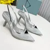 Zapatos de diseñador de zapatos formales de tacón alto, zapatos de banquete con diamantes de imitación, zapatos de mujer lujosos, decoración clásica con hebilla triangular, tacones altos delgados de 9 cm