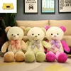 Aixini Giant Bear Plush Toys Kawaii Plushie Scarf Stoppade djur Doll Söt kudde Lover Birthday Baby Gift 240103