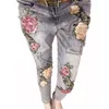 Calças de brim atacado flor 3d jeans lantejoulas miçangas calças estiramento 2017 moda feminina bordado flares jeans