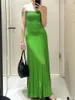 Casual Jurken 2024 Zomer Vrouwen Sexy Strapless Geplooide Lange Jurk Slanke Elastische Hoge Taille Dames Temperament Groen Gewaad