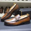 Style Loafers Echte kettingheren Italiaanse klassieke metalen lederen slip op kleding voor mannen Casual Business Wedding Formele schoenen 240102 484