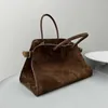 High-capacité Wallte Handte Handbag Designer The Row Luxury Luxury Cowe Fashion Nettoying Bag Femmes Sacs en daim LCU Margaux15 Soft