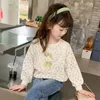2023 Autumn and Winter Girls Pullover Round Neck Patchwork Printing Bow Lace Loose Fashion Casual Elegant Long Sleeve Tops 240103
