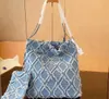 Tasarımcı Çanta Flep Bag Vintage CC Çanta Çantası Koyu Mavi Denim Gümüş Zincir Donanım Omuz